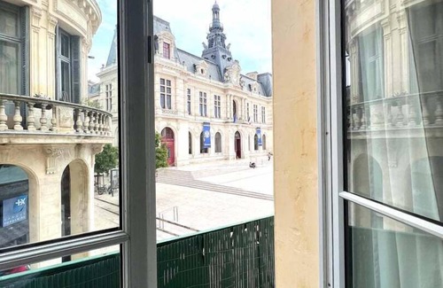 Poitiers Apartment | L'Echappée Urbaine - Joli studio en hypercentre