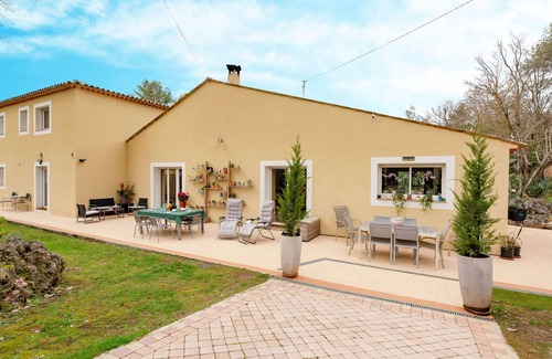 Roquefort-les-Pins House | L´Ecrin by Interhome
