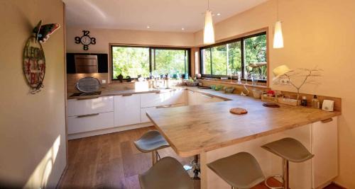 Cahuzac-sur-Vere House | L'Ecrin de Bois - Maison d'architecte avec Spa sur un grand terrain arboré