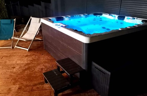 Cleurie House | L'Ecrin de Xattys, gite 15 people SPA, swimming pool, in the heart of the Vosges