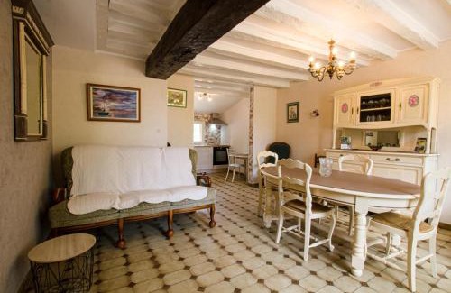 Saint-Parres-aux-Tertres House | L'epicea