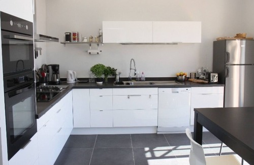 Cabrieres-d'Avignon Villa | L'esquirou - A chic and peaceful villa