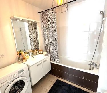 Grand Clement Apartment | l'Havana : Proche Gare Partdieu/aéroport/groupama stadium