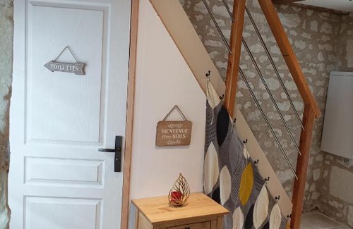 Civray-sur-Esves House | L'instant Civray