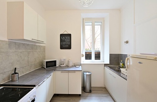 Charleville-Mezieres Apartment | L'Instant Présent - Appt pour 4