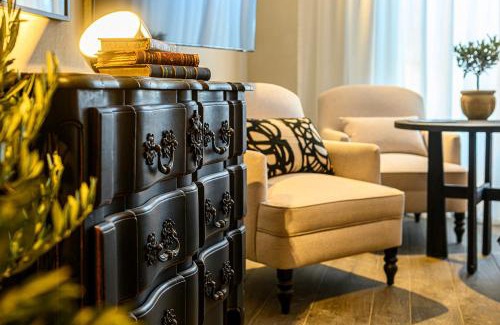 L'Isle-sur-la-Sorgue Hotel | L'Isle de Leos Hotel & Spa - MGallery Collection