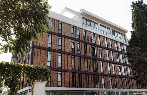 Chugureti Hotel | L.M Club Hotel