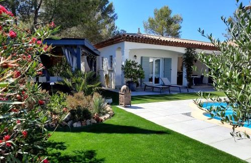 Trans-en-Provence Bed & Breakfast | L Olivadou B&B