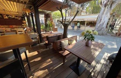 Porquerolles Hotel | L'Oustaou De Porquerolles