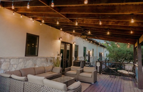 Dripping Springs House | La Aldea House - Asante Lodging and Events