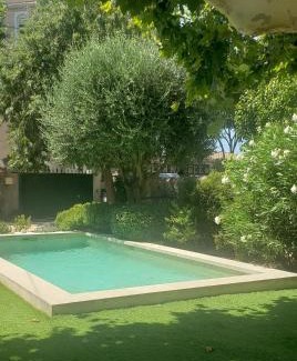Chateau Gombert Bed & Breakfast | La Bastide de Patou - Maison d'hôtes