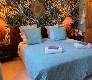 Plan-d'Orgon Bed & Breakfast | La Bastide des Romarins