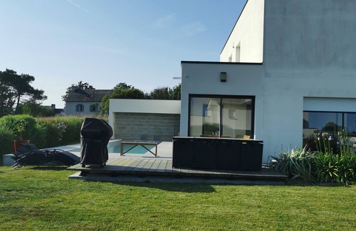 Clohars-Carnoet House | La Belle Vue