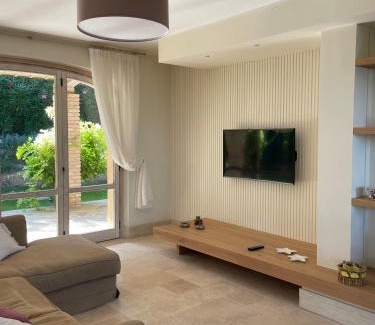 Francavilla al Mare House | La BouganVillea