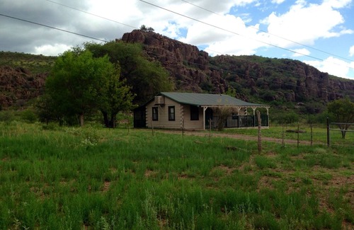 Fort Davis Cabin | La Cabaña Escondida.the Perfect, Private Getaway