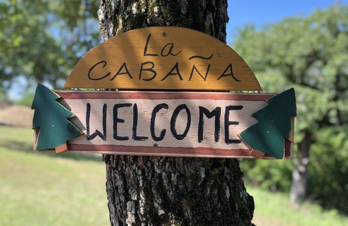 Davis House | La Cabaña Loma Verde (Secluded Cabin)