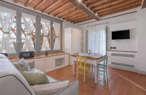 Monteriggioni Apartment | La Capanna, Borgo Campassini, Monteriggioni
