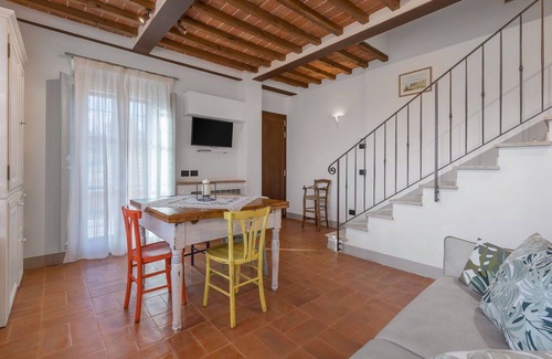 Monteriggioni Apartment | La Capanna, Borgo Campassini, Monteriggioni
