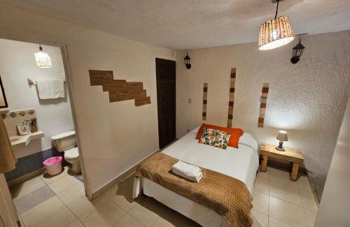 De Guadalupe House | La Casita de Arte