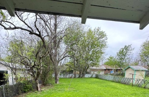Killeen House | La Casa Azul-The Blue House Cozy Home Away From Home