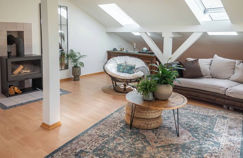 Bad Aibling Apartment | La Casa Bonita, Charming family apartment with 3 bedrooms and sun terrace