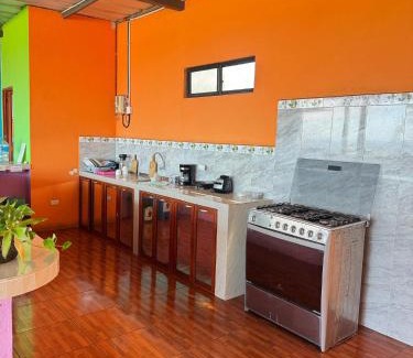 Puerto Baquerizo Moreno Hotel | La Casa de Jeimy
