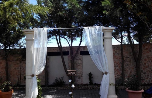 Villar de la Encina Villa | La Casa del Villar. 17 bedrooms. Special for large groups. With swimming pool.