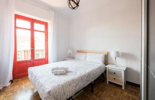 Puerta del Angel Apartment | La Casa de Fajardo