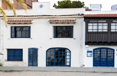 Calafell Apartment | La casa de las barcas Suite a pie de playa