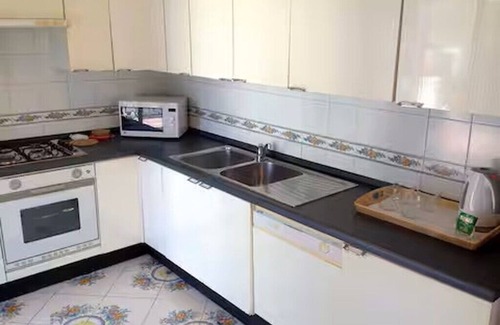 Ischia Porto Apartment | La Casa di Claudio-3 BDR Apartment- Modern comfort - Perfect Location in Ischia