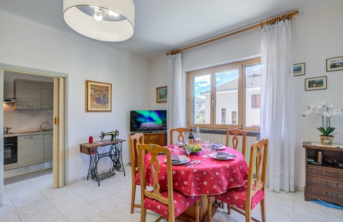 Trontano Apartment | La Casa di Guido Hiking Skiing And Lakes, Trontano, Italy