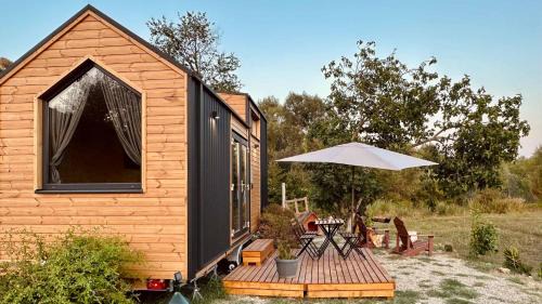 Castilenti House | La Casa Errante X by Tiny Away
