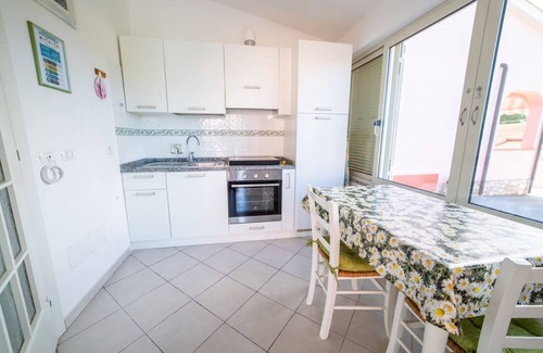 Magazzini Apartment | La Casetta - Cottage with garden