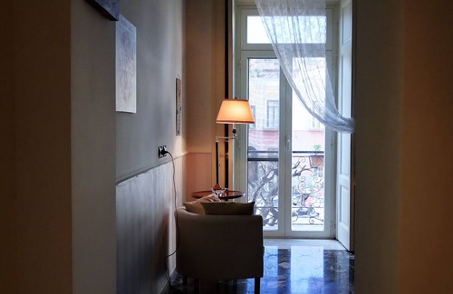 Torre Annunziata Apartment | La Casetta di Nonna Pina - Apartment with kitchen in the center