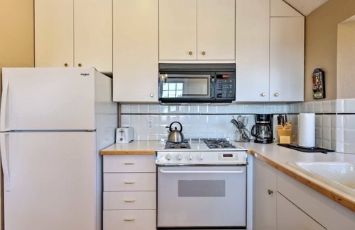 Arroyo Seco House | La Casita - a writer's cottage