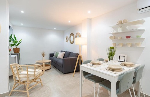 Perchel Sur Apartment | La Casita del Mercado