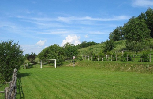 Lugagnano Val D'Arda Villa | La Cenerara - Holiday home in the country with swimming pool in Emilia-Romagna