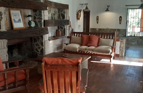 Falda del Carmen House | La Cercania, country house in Falda del Carmen