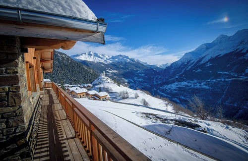 Montvalezan Bed & Breakfast | La Chambre Plénitude in Savoie