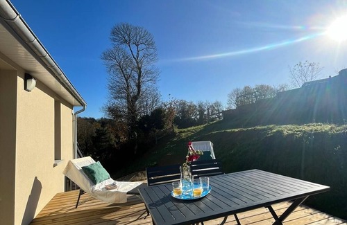 Lehon Apartment | La colline aux cabris 7 - Cité de caractère