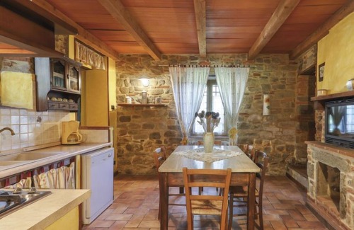 Pescia Apartment | La Cupola: Geranio by Interhome