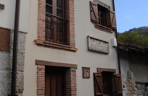 Ponga Cottage | La Currada Jacuzzi enjoy nature Ponga Natural Park (Asturias)