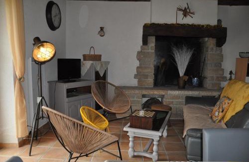 Loscouet-sur-Meu House | La Demeure de Merlin l'Enchanteur