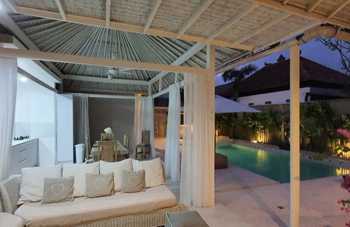 Nakula House | La Dolce Villa Bali – Your peaceful oasis in the heart of Seminyak - 7 pax-pool