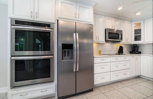 Lochmoor Waterway Estates Villa | La Dolce Vita: Spacious 3BR Villa w/Pool, BBQ, Easy Access to Beaches & Golf
