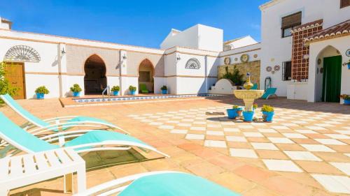 La Joya House | La Fábrica de Juan Antequera - La Joya by Ruralidays