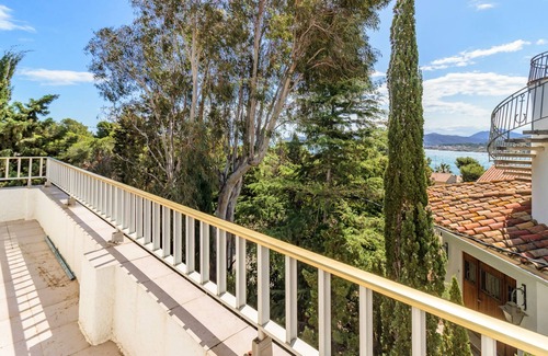 Llanca Apartment | La Farella 55 - Apartment close to the sea