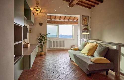 Montepulciano House | La finestra - centro storico Montepulciano, casa panoramica.