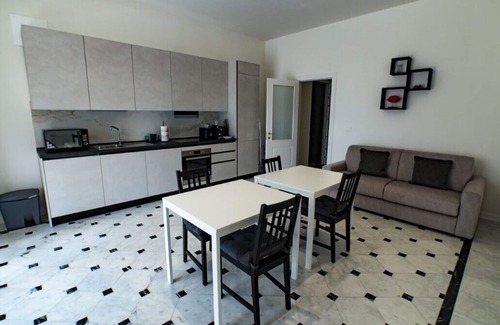 Gorizia Apartment | La Finestra sul Corso Gorizia