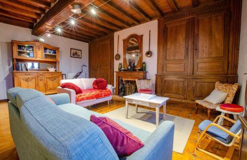 Val-d'Auzon House | La fontaine saint martin